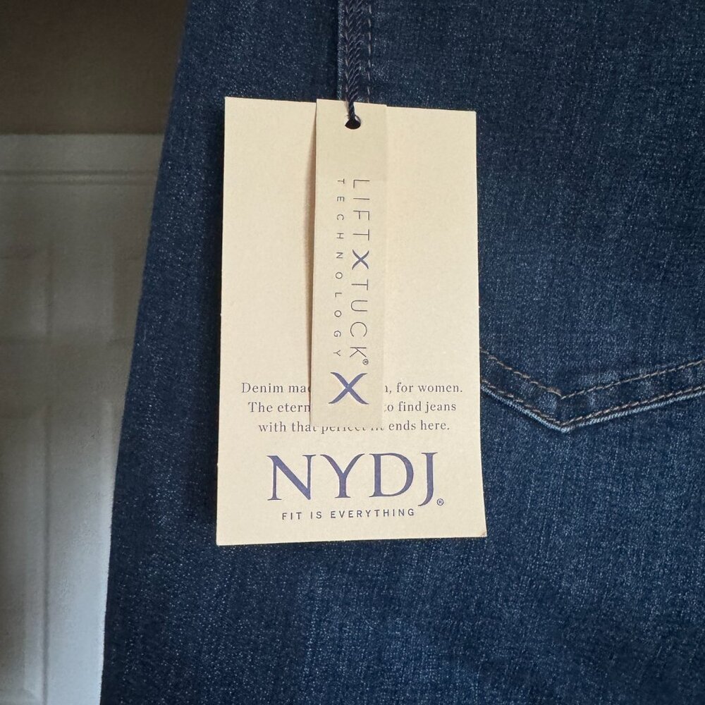 NYDJ Margot Girlfriend Jeans 10P - Picture 4 of 4